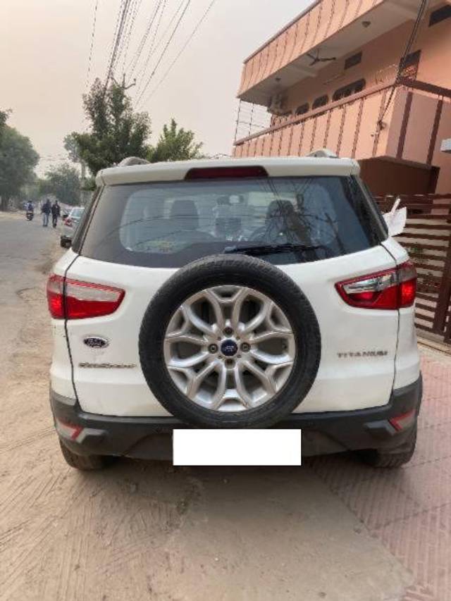 https://images10.gaadi.com/usedcar_image/3686367/original/processed_6661986d-e7e6-4ef7-99c6-ef20a8050382.jpg?imwidth=6402