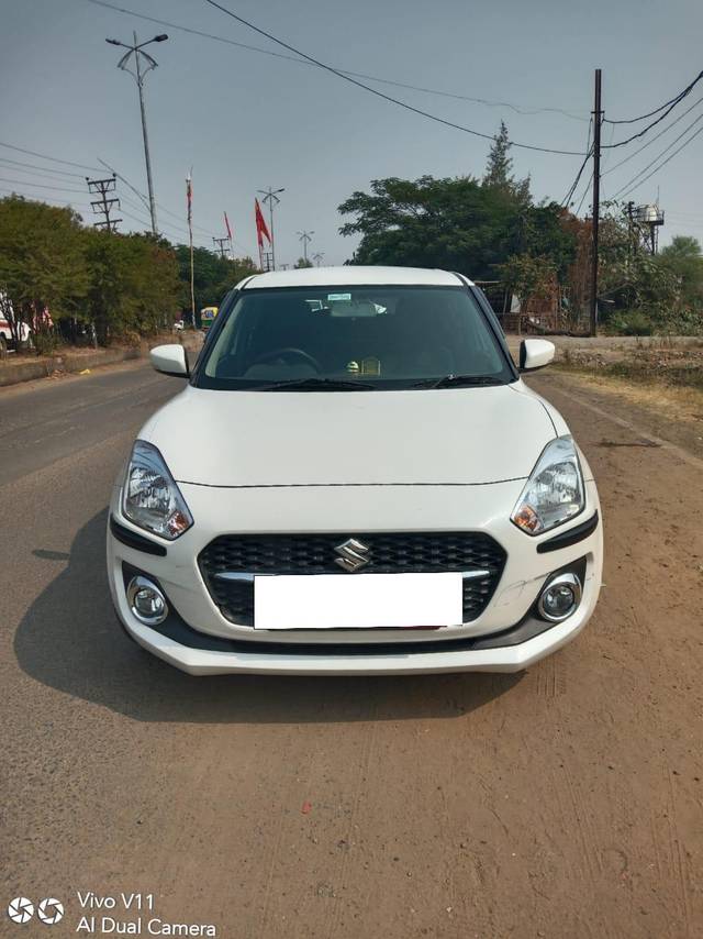 https://images10.gaadi.com/usedcar_image/3686389/original/processed_img2921078__used_car_2921078_1700814396.jpg?imwidth=6402