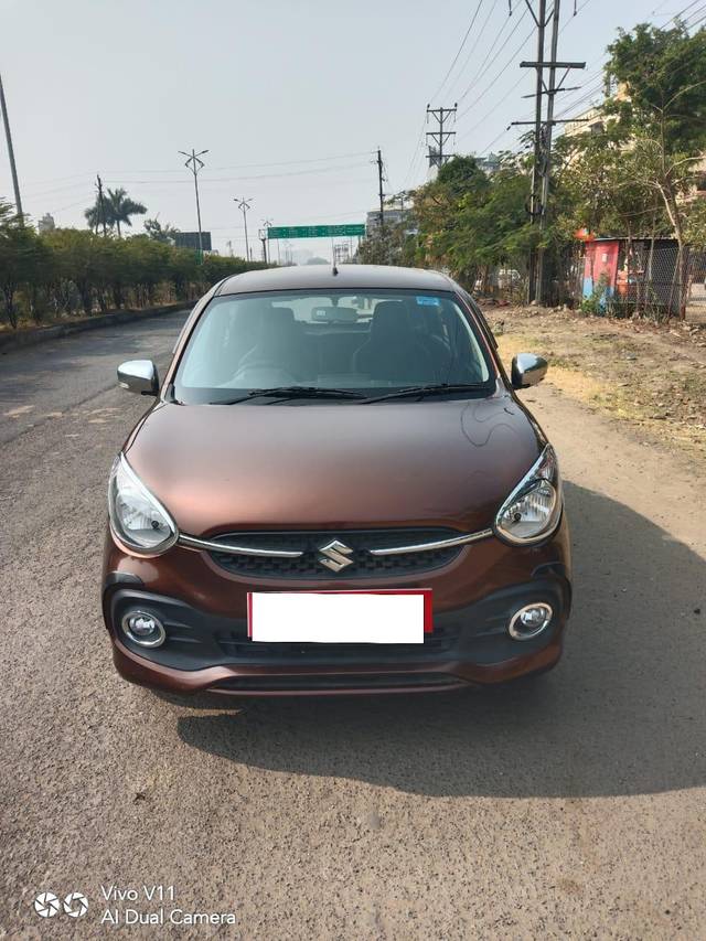 https://images10.gaadi.com/usedcar_image/3686390/original/processed_img2921079__used_car_2921079_1700814492.jpg?imwidth=6402