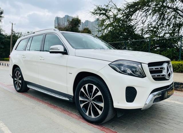https://images10.gaadi.com/usedcar_image/3686435/original/processed_img2921111__used_car_2921111_1700815485.jpg?imwidth=6400