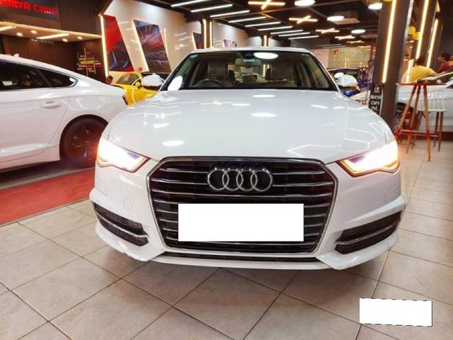 https://images10.gaadi.com/usedcar_image/3686440/original/processed_img2921115__used_car_2921115_1700815602.jpg?imwidth=6401