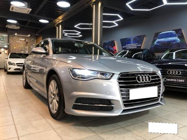 https://images10.gaadi.com/usedcar_image/3686445/original/processed_img2921119__used_car_2921119_1700816135.jpg?imwidth=6400