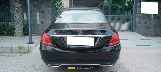 https://images10.gaadi.com/usedcar_image/3686458/original/processed_img2921126__used_car_2921126_1700816261.jpg?imwidth=6402