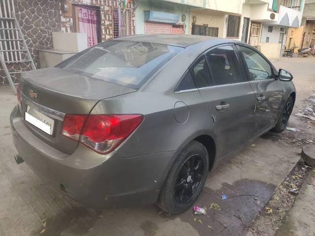 https://images10.gaadi.com/usedcar_image/3686463/original/processed_e8081a5d-3428-444e-8204-500be8d90862.jpg?imwidth=6401