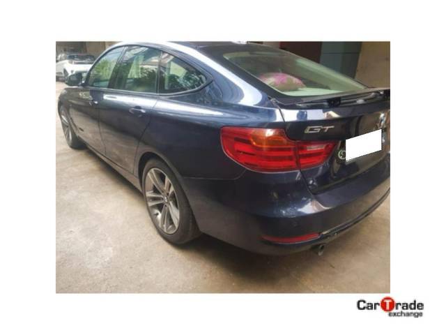 https://images10.gaadi.com/usedcar_image/3686489/original/processed_img2921143__used_car_2921143_1700817259.jpg?imwidth=6402