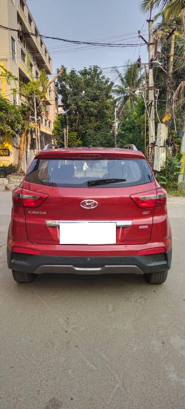 https://images10.gaadi.com/usedcar_image/3686532/original/processed_img2921170__used_car_2921170_1700818325.jpg?imwidth=6402