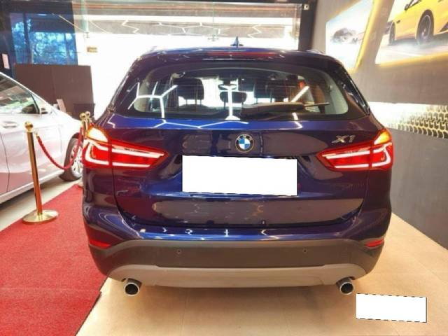https://images10.gaadi.com/usedcar_image/3686541/original/processed_img2921176__used_car_2921176_1700818580.jpg?imwidth=6402