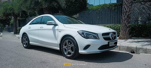 https://images10.gaadi.com/usedcar_image/3686577/original/processed_img2921198__used_car_2921198_1700820402.jpg?imwidth=6400