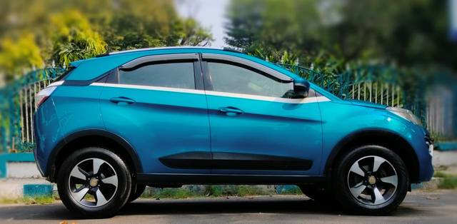 https://images10.gaadi.com/usedcar_image/3686585/original/img2921206__used_car_2921206_1700820719.jpg?imwidth=6401