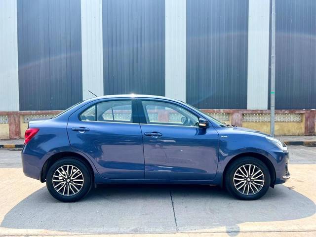 https://images10.gaadi.com/usedcar_image/3686641/original/processed_img2921241__used_car_2921241_1700821156.jpg?imwidth=6401