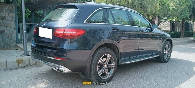 https://images10.gaadi.com/usedcar_image/3686650/original/processed_img2921245__used_car_2921245_1700821332.jpg?imwidth=6402