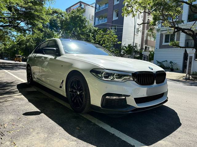 https://images10.gaadi.com/usedcar_image/3686726/original/img2921295__used_car_2921295_1700823027.jpg?imwidth=6400