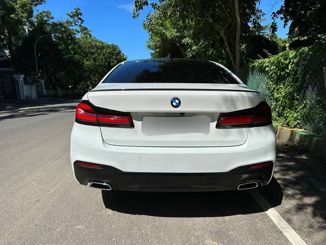 https://images10.gaadi.com/usedcar_image/3686726/original/img2921295__used_car_2921295_1700823033.jpg?imwidth=6401