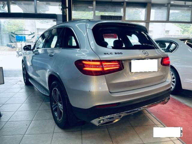 https://images10.gaadi.com/usedcar_image/3686788/original/processed_img2921333__used_car_2921333_1700824902.jpg?imwidth=6401