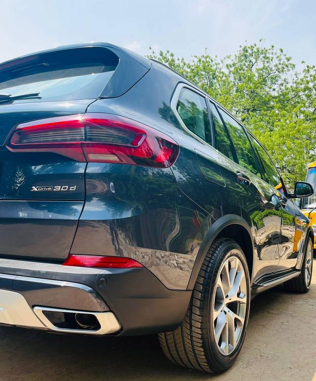https://images10.gaadi.com/usedcar_image/3686862/original/processed_img2921388__used_car_2921388_1700826688.jpg?imwidth=6401