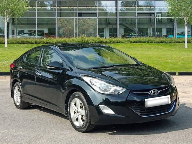 https://images10.gaadi.com/usedcar_image/3686873/original/processed_img2921395__used_car_2921395_1700826955.jpg?imwidth=6400