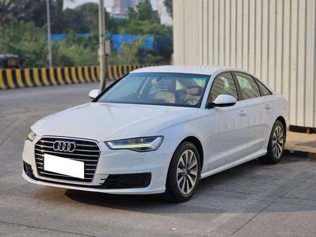 https://images10.gaadi.com/usedcar_image/3686877/original/processed_img2921397__used_car_2921397_1700826992.jpg?imwidth=6402