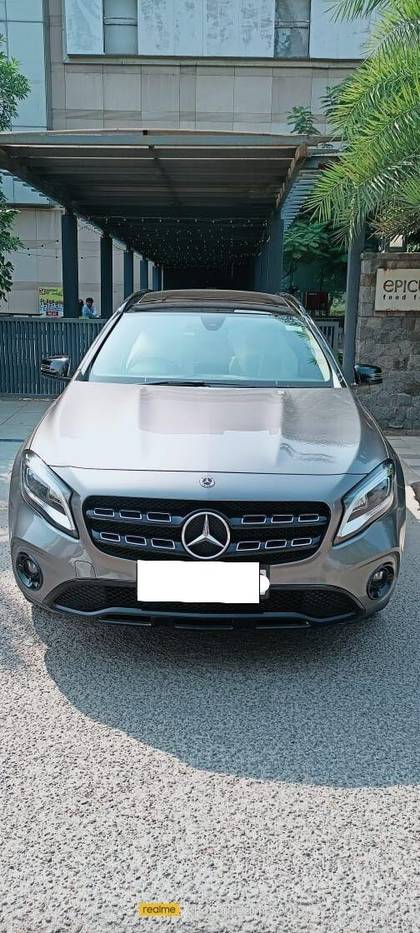 Mercedes-Benz GLA Class 220 d 4MATIC Mercedes-Benz GLA Class 220 d 4MATIC