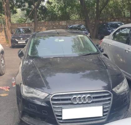 Audi A3 35 TDI Premium Audi A3 35 TDI Premium