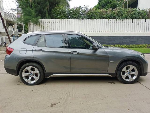 https://images10.gaadi.com/usedcar_image/3686971/original/processed_img2921456__used_car_2921456_1701002459.jpg?imwidth=6401