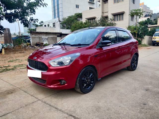 https://images10.gaadi.com/usedcar_image/3686993/original/processed_img2921470__used_car_2921470_1700829812.jpg?imwidth=6400
