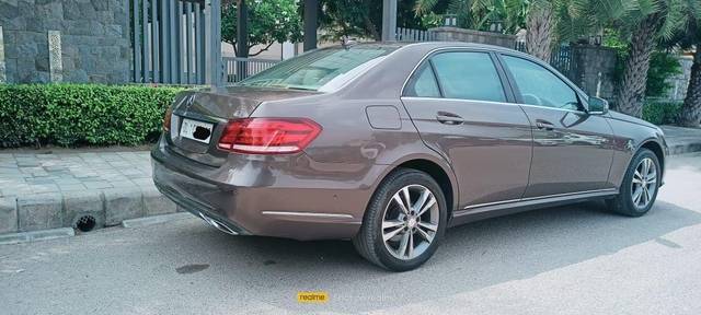 https://images10.gaadi.com/usedcar_image/3687016/original/processed_img2921487__used_car_2921487_1700830456.jpg?imwidth=6402