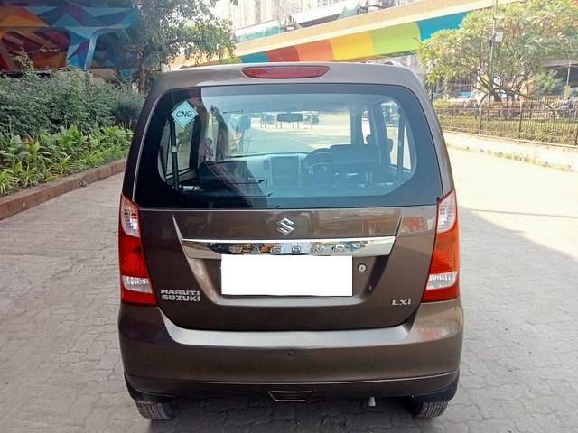 https://images10.gaadi.com/usedcar_image/3687032/original/processed_img2921497__usedcar_cf1ff485_84e9_430d_ae6a_4fa05643fd41_119241700831007_1700831033.jpg?imwidth=6402