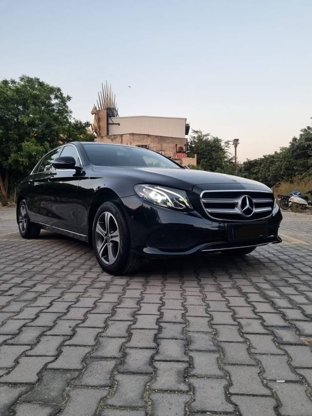 https://images10.gaadi.com/usedcar_image/3687069/original/img2921521__used_car_2921521_1700832141.jpg?imwidth=6400