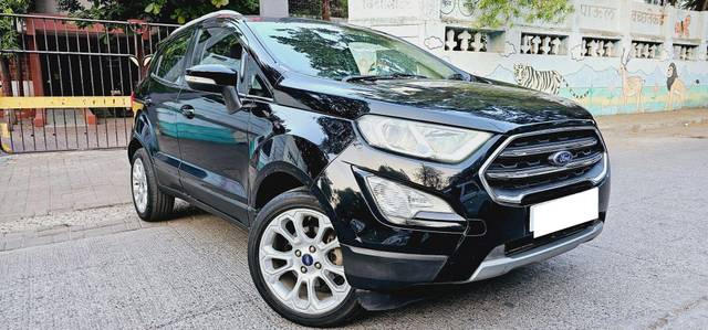 https://images10.gaadi.com/usedcar_image/3687123/original/processed_img2921554__used_car_2921554_1700833635.jpg?imwidth=6400