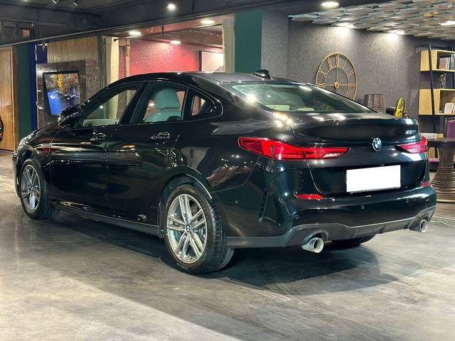 https://images10.gaadi.com/usedcar_image/3687128/original/processed_img2921557__usedcar_whatsappimage2023_11_24at71107pm_2921557_1700834011.jpeg?imwidth=6401