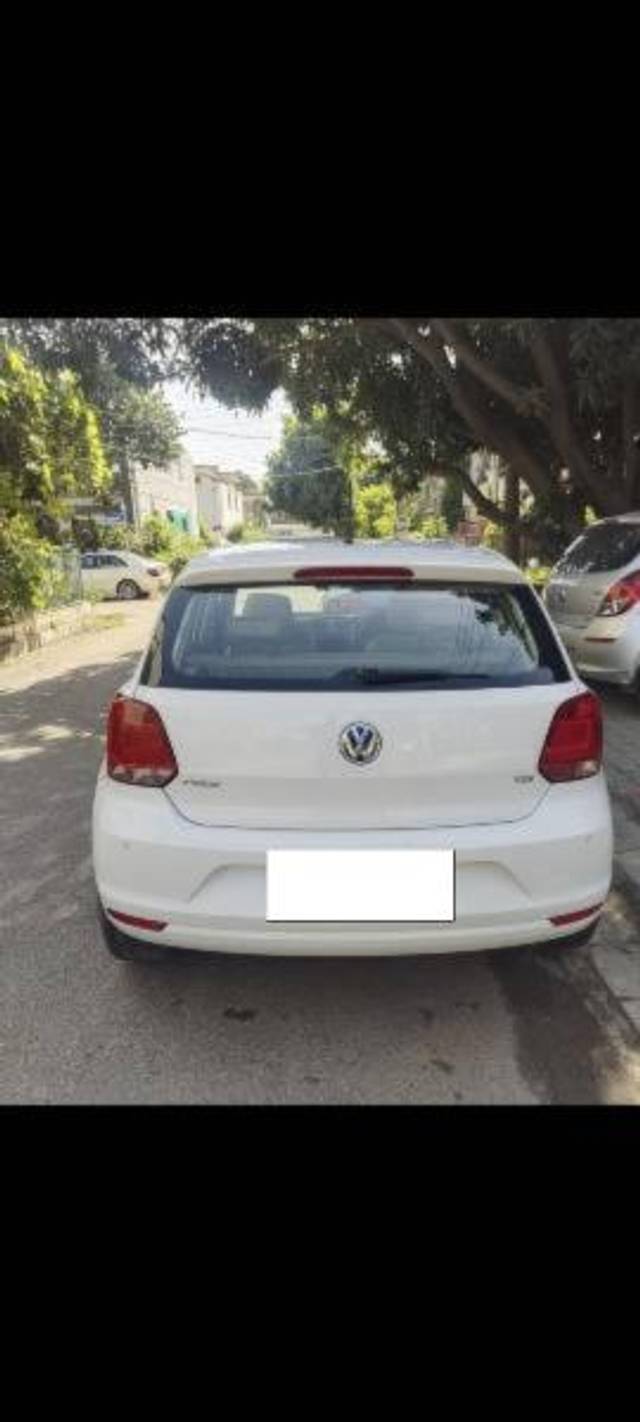https://images10.gaadi.com/usedcar_image/3687169/original/processed_146a3f7f-0e7e-4702-a0a6-835a308d929c.jpg?imwidth=6401