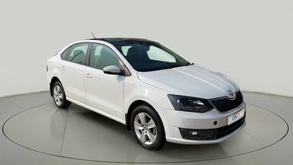 Skoda Rapid 1.6 MPI AT Style BSIV Skoda Rapid 1.6 MPI AT Style BSIV