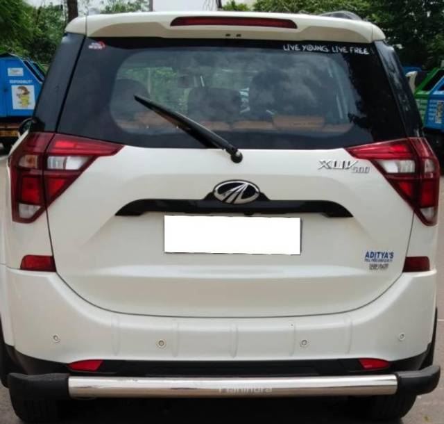 https://images10.gaadi.com/usedcar_image/3687290/original/processed_640481b8-4491-4145-872f-89631f65beb6.jpg?imwidth=6401
