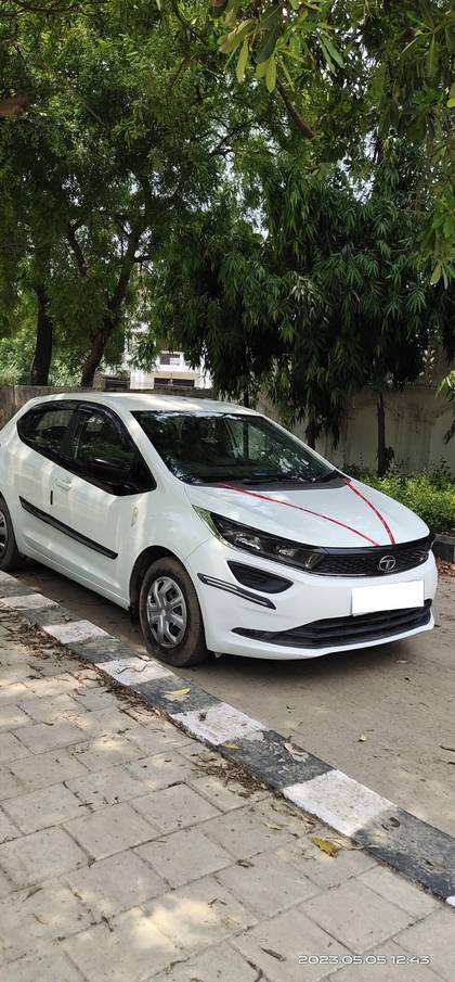 Tata Altroz XE Plus BSVI Tata Altroz XE Plus BSVI