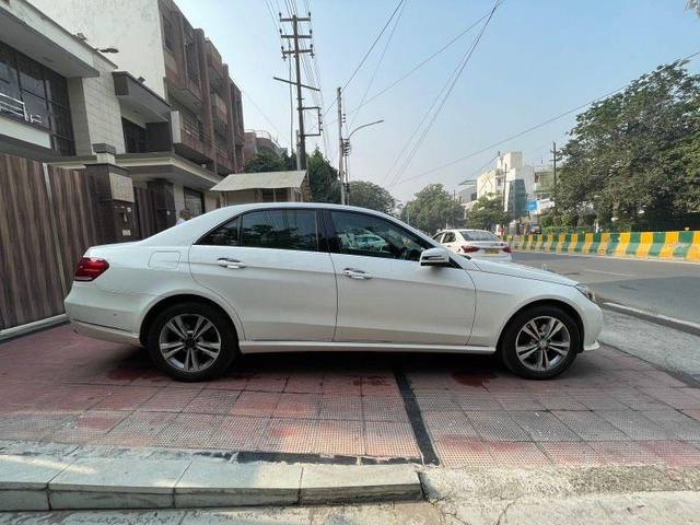 https://images10.gaadi.com/usedcar_image/3687576/original/processed_574def8a-76a1-4772-b647-f48fe6f56729.jpeg?imwidth=6401