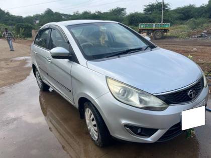 Tata Zest Quadrajet 1.3 75PS XMS Tata Zest Quadrajet 1.3 75PS XMS