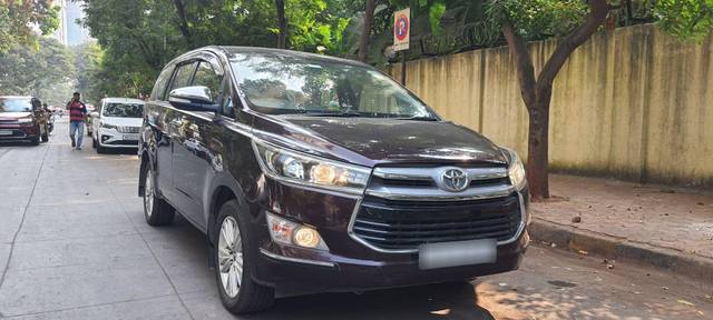 https://images10.gaadi.com/usedcar_image/3687648/original/processed_img2921668__used_car_2921668_1700889215.jpg?imwidth=6401