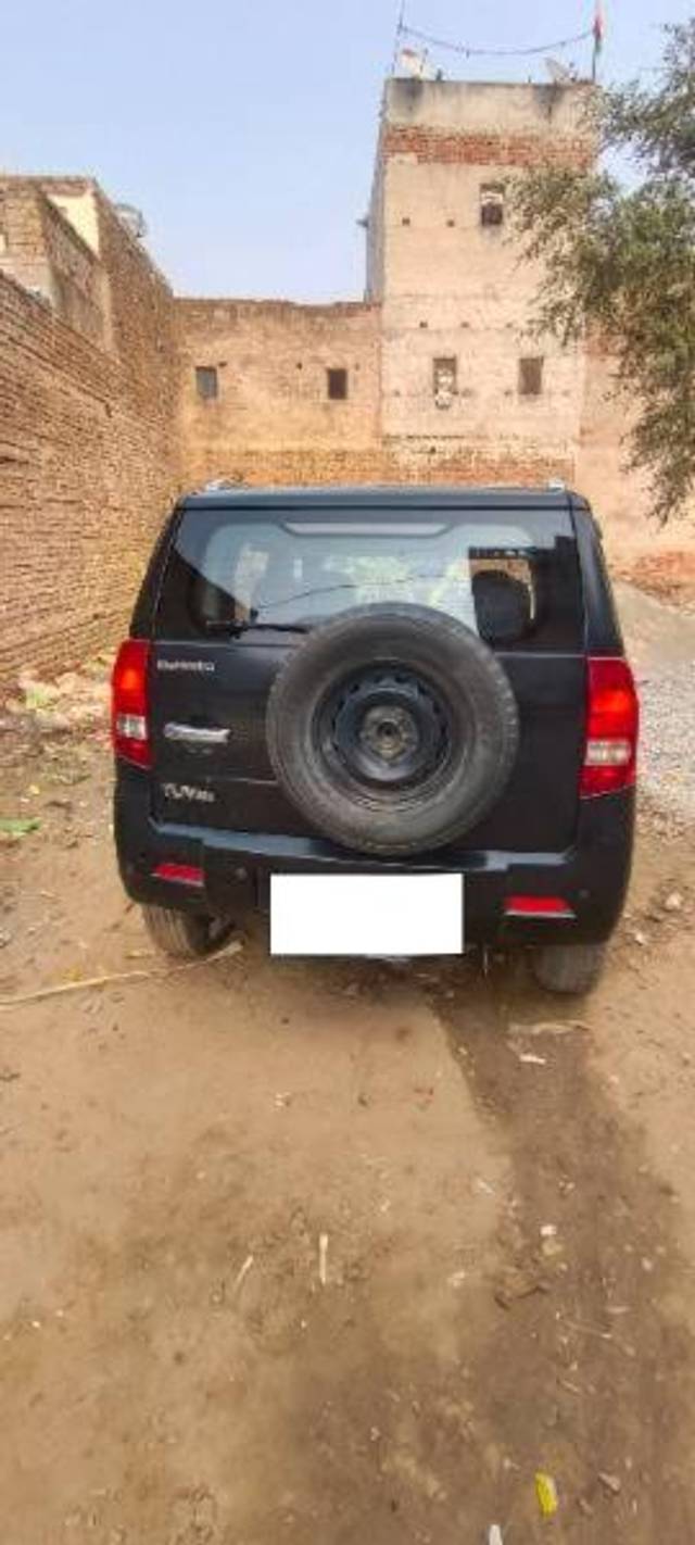 https://images10.gaadi.com/usedcar_image/3687686/original/processed_a5a27d06-d579-44e1-8ee7-eaf2031560bc.jpg?imwidth=6401