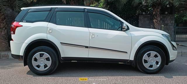 https://images10.gaadi.com/usedcar_image/3687705/original/processed_img2921704__used_car_2921704_1700890849.jpg?imwidth=6401