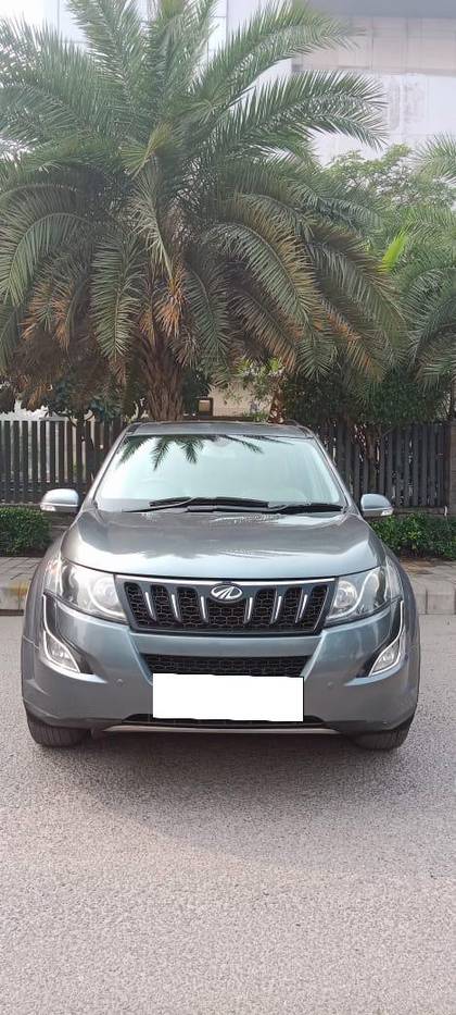 Mahindra XUV500 AT W10 FWD Mahindra XUV500 AT W10 FWD