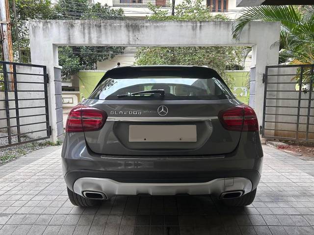 https://images10.gaadi.com/usedcar_image/3687779/original/processed_img2921733__usedcar_img_1376_2021700893135_1700893156.jpg?imwidth=6401
