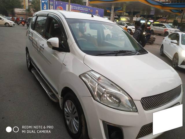 https://images10.gaadi.com/usedcar_image/3687836/original/processed_img2921769__used_car_2921769_1700894704.jpg?imwidth=6400