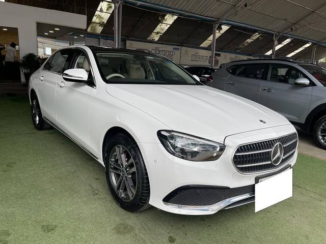 https://images10.gaadi.com/usedcar_image/3687844/original/processed_img2921774__used_car_2921774_1700895188.jpg?imwidth=6401