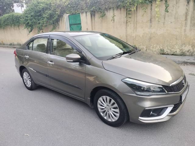 https://images10.gaadi.com/usedcar_image/3687860/original/img2921783__used_car_2921783_1700895676.jpg?imwidth=6400