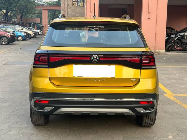 https://images10.gaadi.com/usedcar_image/3687912/original/processed_img2921807__used_car_2921807_1701609120.jpg?imwidth=6402