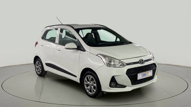 https://images10.gaadi.com/usedcar_image/3687933/original/slot__1-7-Exterior-10013251749-597a870a81fb4f469603a3525a50f3d7-Exterior-7.jpg?imwidth=6400