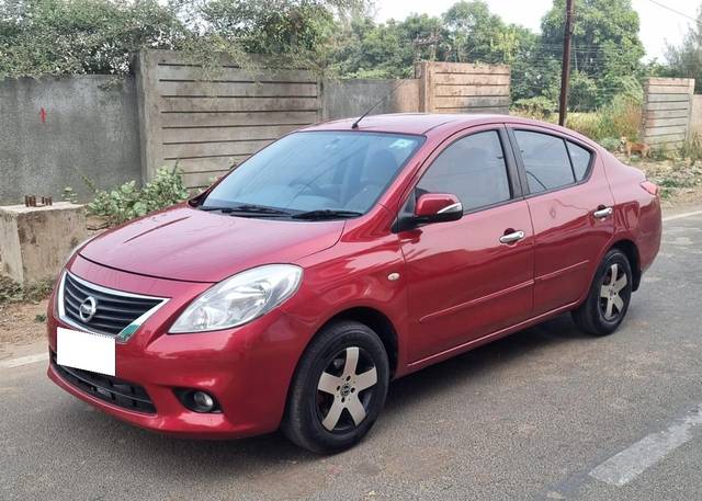https://images10.gaadi.com/usedcar_image/3687982/original/processed_img2921843__used_car_2921843_1700899969.jpg?imwidth=6402