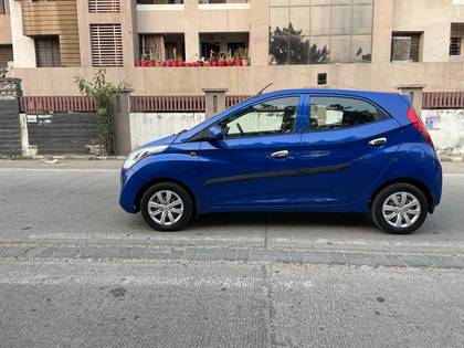 Hyundai EON Sportz Hyundai EON Sportz