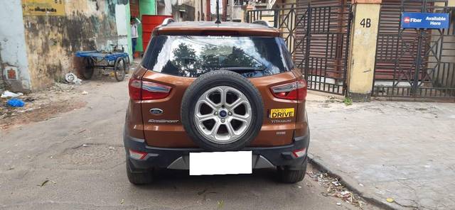 https://images10.gaadi.com/usedcar_image/3688034/original/processed_img2921878__used_car_2921878_1700901290.jpg?imwidth=6402