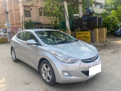 Hyundai Elantra 2.0 SX Hyundai Elantra 2.0 SX